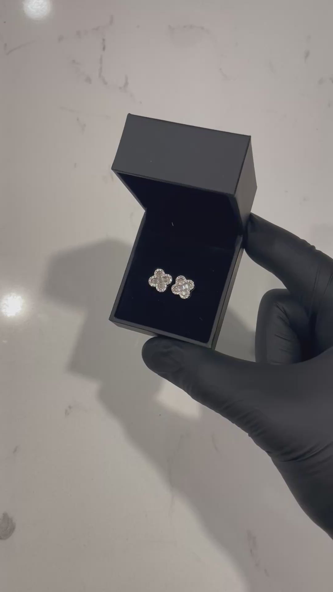 WHITE CLOVER VVS MOISSANITE EARRINGS