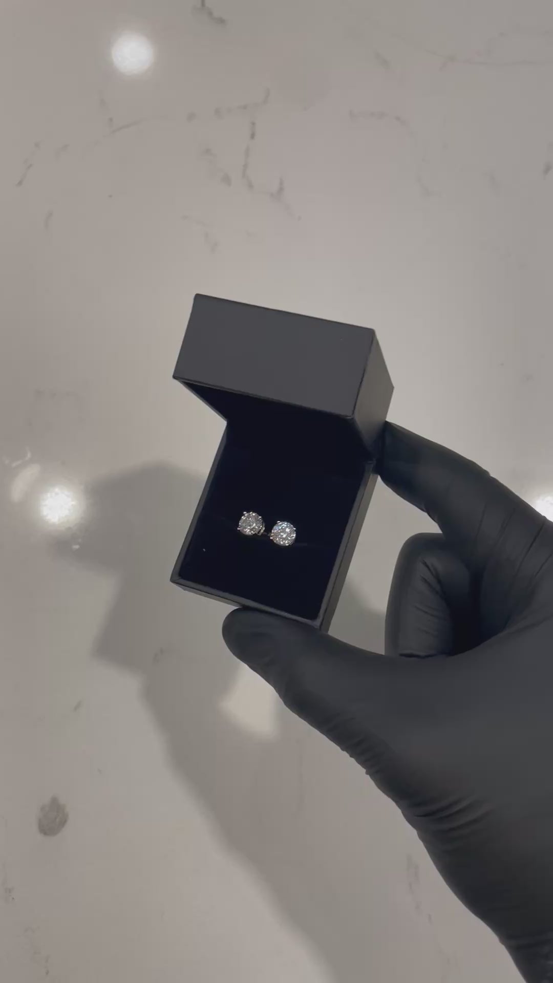 WHITE STUD VVS MOISSANITE EARRINGS