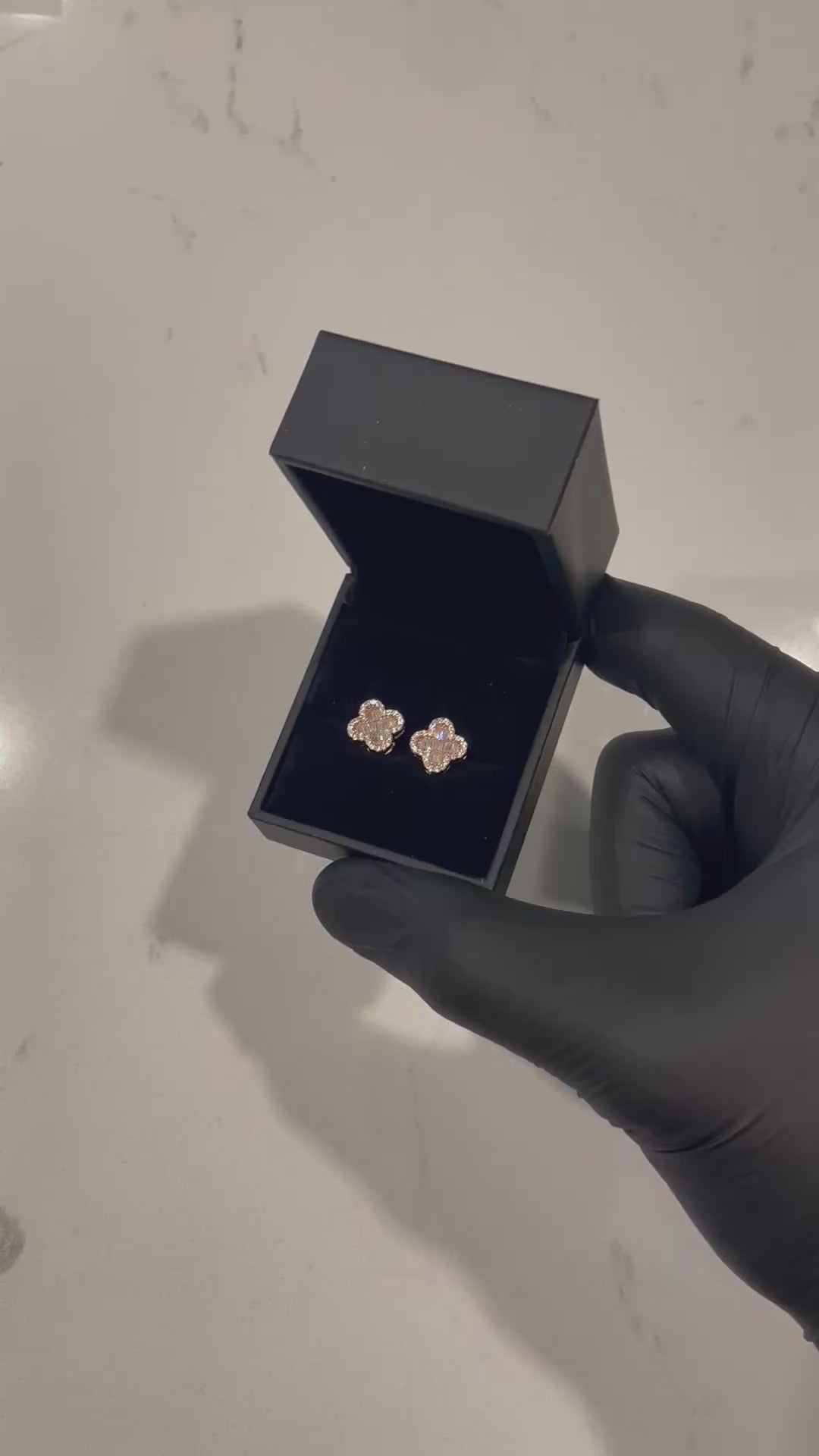 ROSE CLOVER VVS MOISSANITE EARRINGS